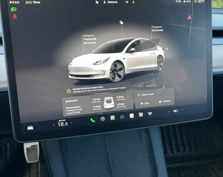 Білий Тесла Модель 3, об'ємом двигуна 0 л та пробігом 52 тис. км за 20300 $, фото 15 на Automoto.ua