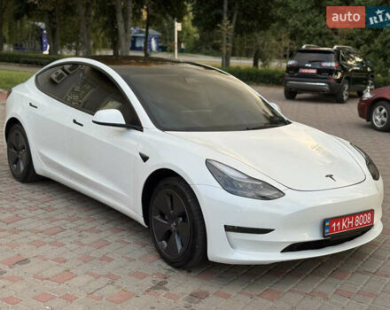 Білий Тесла Модель 3, об'ємом двигуна 0 л та пробігом 4 тис. км за 20999 $, фото 14 на Automoto.ua