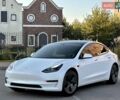 Білий Тесла Модель 3, об'ємом двигуна 0 л та пробігом 2 тис. км за 27700 $, фото 3 на Automoto.ua
