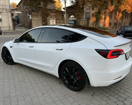 Белый Тесла Модель 3, объемом двигателя 0 л и пробегом 8 тыс. км за 28000 $, фото 3 на Automoto.ua