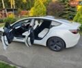 Білий Тесла Модель 3, об'ємом двигуна 0 л та пробігом 77 тис. км за 22100 $, фото 7 на Automoto.ua