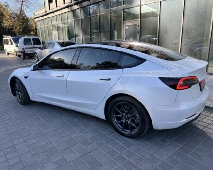 Білий Тесла Модель 3, об'ємом двигуна 0 л та пробігом 52 тис. км за 20300 $, фото 10 на Automoto.ua