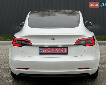 Білий Тесла Модель 3, об'ємом двигуна 0 л та пробігом 70 тис. км за 19999 $, фото 21 на Automoto.ua