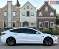 Білий Тесла Модель 3, об'ємом двигуна 0 л та пробігом 2 тис. км за 27700 $, фото 28 на Automoto.ua