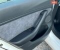 Білий Тесла Модель 3, об'ємом двигуна 0 л та пробігом 5 тис. км за 23888 $, фото 31 на Automoto.ua