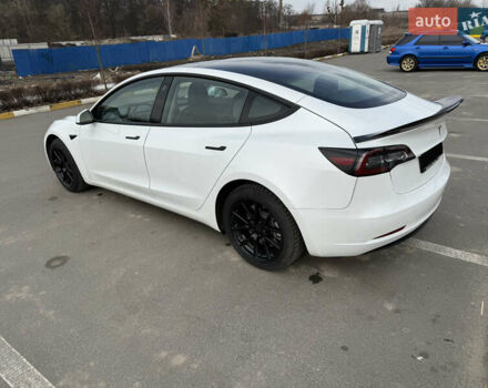 Белый Тесла Модель 3, объемом двигателя 0 л и пробегом 6 тыс. км за 26000 $, фото 1 на Automoto.ua