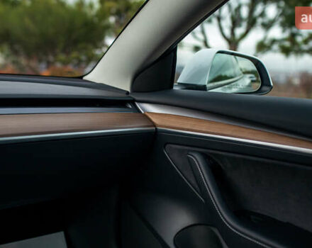 Белый Тесла Модель 3, объемом двигателя 0 л и пробегом 5 тыс. км за 27500 $, фото 36 на Automoto.ua