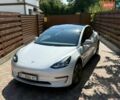 Білий Тесла Модель 3, об'ємом двигуна 0 л та пробігом 67 тис. км за 22900 $, фото 2 на Automoto.ua
