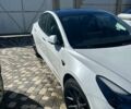 Білий Тесла Модель 3, об'ємом двигуна 0 л та пробігом 45 тис. км за 18500 $, фото 3 на Automoto.ua