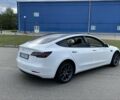 Белый Тесла Модель 3, объемом двигателя 0 л и пробегом 42 тыс. км за 19000 $, фото 2 на Automoto.ua