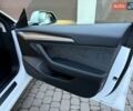 Белый Тесла Модель 3, объемом двигателя 0 л и пробегом 34 тыс. км за 18900 $, фото 27 на Automoto.ua