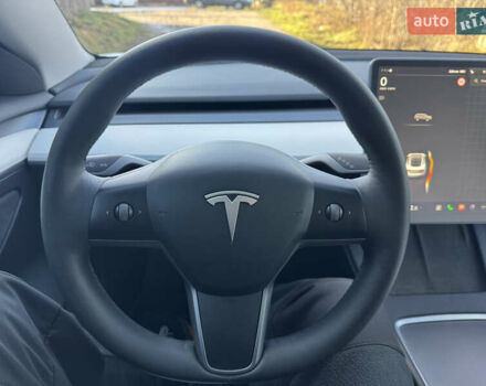 Белый Тесла Модель 3, объемом двигателя 0 л и пробегом 34 тыс. км за 24900 $, фото 19 на Automoto.ua