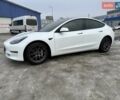 Білий Тесла Модель 3, об'ємом двигуна 0 л та пробігом 57 тис. км за 18800 $, фото 2 на Automoto.ua
