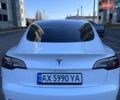 Белый Тесла Модель 3, объемом двигателя 0 л и пробегом 22 тыс. км за 22000 $, фото 3 на Automoto.ua