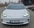 Белый Тесла Модель 3, объемом двигателя 0 л и пробегом 16 тыс. км за 24000 $, фото 1 на Automoto.ua