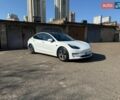 Білий Тесла Модель 3, об'ємом двигуна 0 л та пробігом 93 тис. км за 18900 $, фото 26 на Automoto.ua