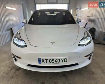 Белый Тесла Модель 3, объемом двигателя 0 л и пробегом 34 тыс. км за 24700 $, фото 1 на Automoto.ua