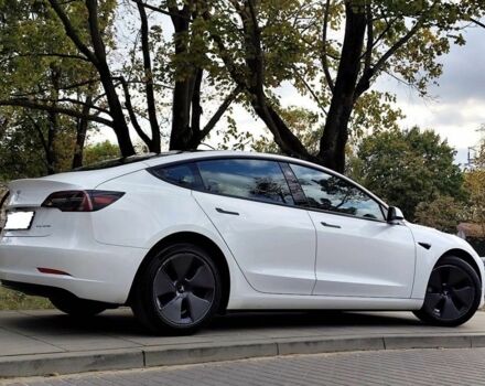 Белый Тесла Модель 3, объемом двигателя 0 л и пробегом 95 тыс. км за 13500 $, фото 2 на Automoto.ua
