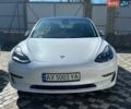 Білий Тесла Модель 3, об'ємом двигуна 0 л та пробігом 45 тис. км за 18500 $, фото 1 на Automoto.ua