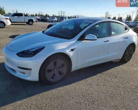 Білий Тесла Модель 3, об'ємом двигуна 0 л та пробігом 88 тис. км за 12700 $, фото 1 на Automoto.ua