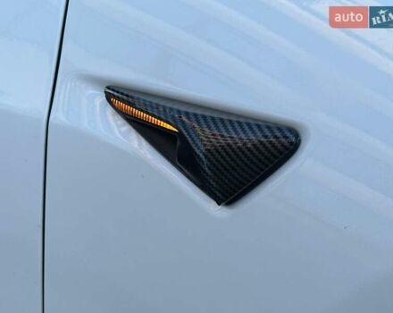 Белый Тесла Модель 3, объемом двигателя 0 л и пробегом 18 тыс. км за 22800 $, фото 7 на Automoto.ua