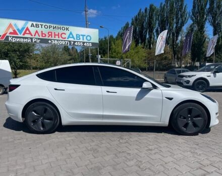 Белый Тесла Модель 3, объемом двигателя 7.5 л и пробегом 34 тыс. км за 24999 $, фото 7 на Automoto.ua