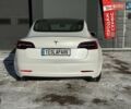Білий Тесла Модель 3, об'ємом двигуна 0 л та пробігом 31 тис. км за 24999 $, фото 7 на Automoto.ua