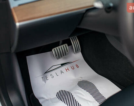 Белый Тесла Модель 3, объемом двигателя 0 л и пробегом 5 тыс. км за 27500 $, фото 54 на Automoto.ua