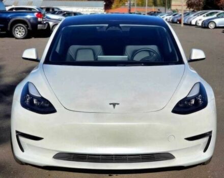 Белый Тесла Модель 3, объемом двигателя 0 л и пробегом 22 тыс. км за 16500 $, фото 1 на Automoto.ua