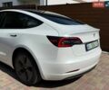 Білий Тесла Модель 3, об'ємом двигуна 0 л та пробігом 67 тис. км за 22900 $, фото 4 на Automoto.ua