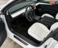 Білий Тесла Модель 3, об'ємом двигуна 0 л та пробігом 57 тис. км за 18800 $, фото 4 на Automoto.ua