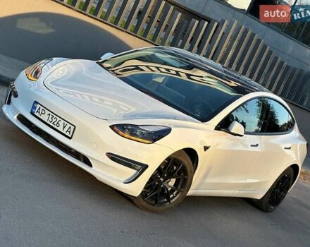 Белый Тесла Модель 3, объемом двигателя 0 л и пробегом 18 тыс. км за 22800 $, фото 19 на Automoto.ua