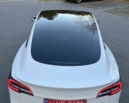 Білий Тесла Модель 3, об'ємом двигуна 0 л та пробігом 52 тис. км за 20300 $, фото 8 на Automoto.ua