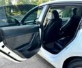 Белый Тесла Модель 3, объемом двигателя 0 л и пробегом 12 тыс. км за 18200 $, фото 11 на Automoto.ua