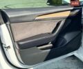 Білий Тесла Модель 3, об'ємом двигуна 0 л та пробігом 208 тис. км за 17800 $, фото 18 на Automoto.ua