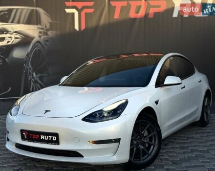 Білий Тесла Модель 3, об'ємом двигуна 0 л та пробігом 67 тис. км за 19999 $, фото 1 на Automoto.ua