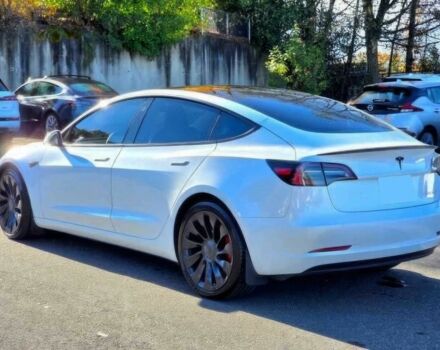 Белый Тесла Модель 3, объемом двигателя 0 л и пробегом 22 тыс. км за 16500 $, фото 5 на Automoto.ua