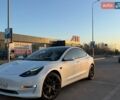 Белый Тесла Модель 3, объемом двигателя 0 л и пробегом 70 тыс. км за 20200 $, фото 1 на Automoto.ua