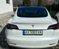 Білий Тесла Модель 3, об'ємом двигуна 0 л та пробігом 45 тис. км за 18500 $, фото 1 на Automoto.ua