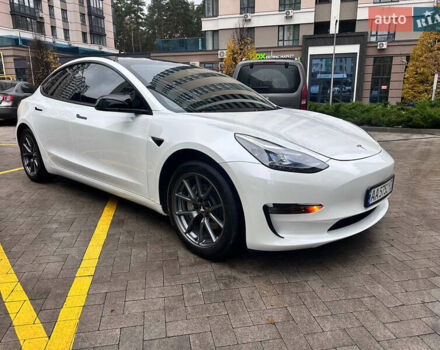 Белый Тесла Модель 3, объемом двигателя 0 л и пробегом 20 тыс. км за 23000 $, фото 1 на Automoto.ua