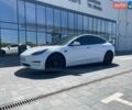 Білий Тесла Модель 3, об'ємом двигуна 0 л та пробігом 88 тис. км за 22750 $, фото 4 на Automoto.ua