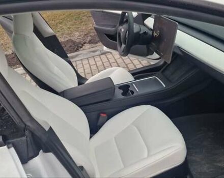 Білий Тесла Модель 3, об'ємом двигуна 0 л та пробігом 6 тис. км за 28500 $, фото 8 на Automoto.ua