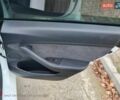 Білий Тесла Модель 3, об'ємом двигуна 0 л та пробігом 74 тис. км за 17900 $, фото 11 на Automoto.ua