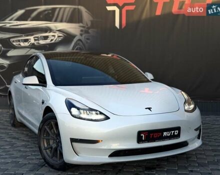 Білий Тесла Модель 3, об'ємом двигуна 0 л та пробігом 67 тис. км за 19999 $, фото 9 на Automoto.ua