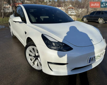 Белый Тесла Модель 3, объемом двигателя 0 л и пробегом 34 тыс. км за 24900 $, фото 21 на Automoto.ua