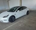 Білий Тесла Модель 3, об'ємом двигуна 0 л та пробігом 45 тис. км за 21700 $, фото 1 на Automoto.ua