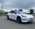 Белый Тесла Модель 3, объемом двигателя 0 л и пробегом 42 тыс. км за 19000 $, фото 1 на Automoto.ua