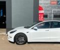 Белый Тесла Модель 3, объемом двигателя 0 л и пробегом 33 тыс. км за 22000 $, фото 4 на Automoto.ua