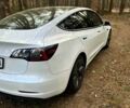 Білий Тесла Модель 3, об'ємом двигуна 0.48 л та пробігом 27 тис. км за 25000 $, фото 3 на Automoto.ua