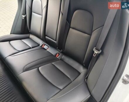 Белый Тесла Модель 3, объемом двигателя 0 л и пробегом 46 тыс. км за 24300 $, фото 14 на Automoto.ua